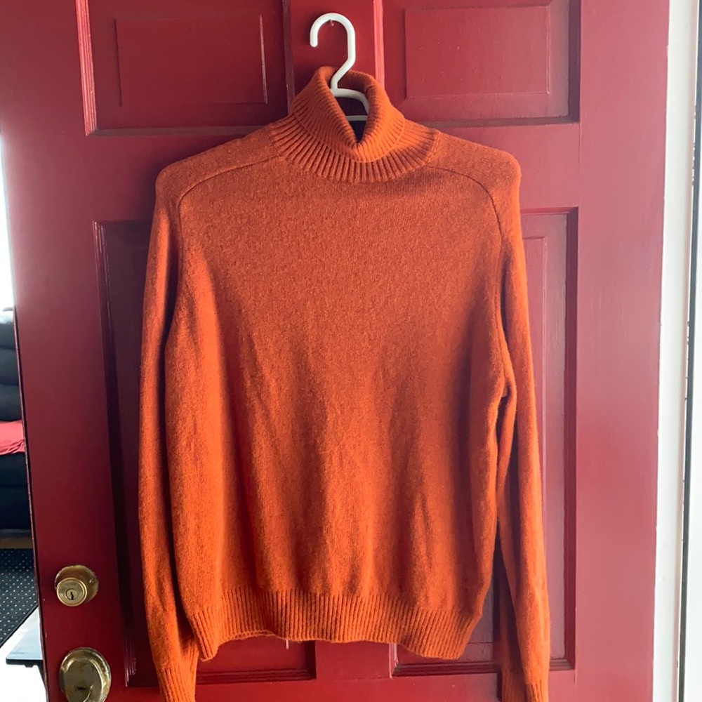 Orange H&M turtle neck sweater size large